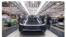 特斯拉柏林超级工厂第 10 万辆焕新 Model Y 生产下线,用时约 7 个半月_中国机器人网