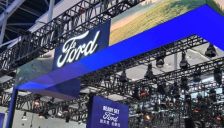 福特调整战略：削减大型电动车产能，两年投20亿美元拓展储能业务 