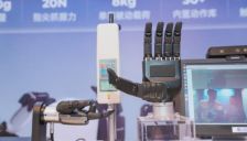 灵巧手破局者：因时机器人量产引领行业变革 