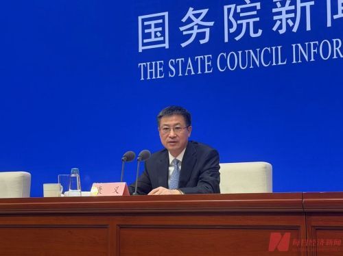 国家统计局回应：2025年末我国每百户家庭汽车保有量达52.9辆，同比增长1.7辆