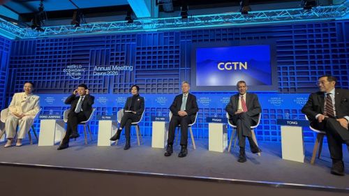 京东CEO许冉：2025年是AI消费爆发元年 搜索量同比增长超百倍