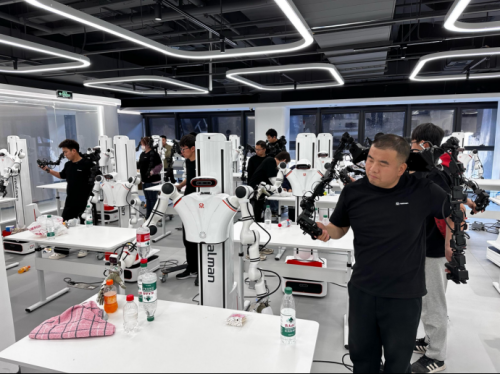 工业革命重塑数据生产函数 天价数采降本有方