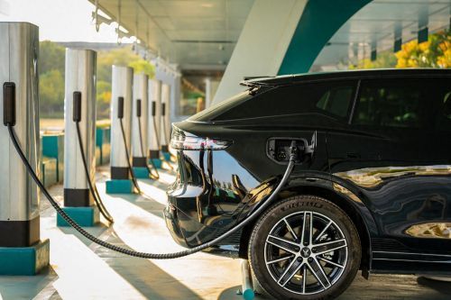 岚图L3级车型年后量产上市，实际上路仍需等待