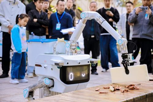 酷哇科技布局全球50城 实战Physical AI抢跑下半场