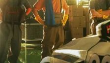 春节档票房破10亿，《飞驰人生3》4.8亿领跑，AI预测总票房超43亿 