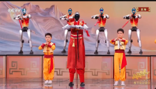 马年春晚机器人精彩亮相 AI技术深度融入节目制作 