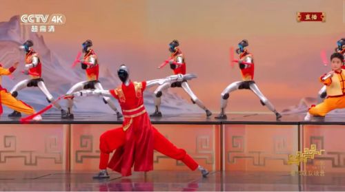 春节机器人忙碌不输人力 万元租金难寻踪影