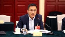 全国政协委员贺晗建议制定人形机器人上岗国家标准 