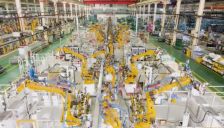 埃斯顿机器人超200台单线部署 汽车零部件焊装产线实现全自主规模化