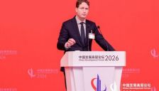奔驰董事会主席：汽车行业必须扎根中国 