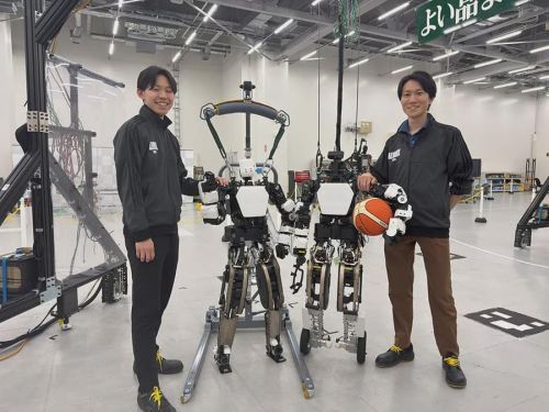 丰田CUE机器人研发新进展 即将掌握走路运球技能