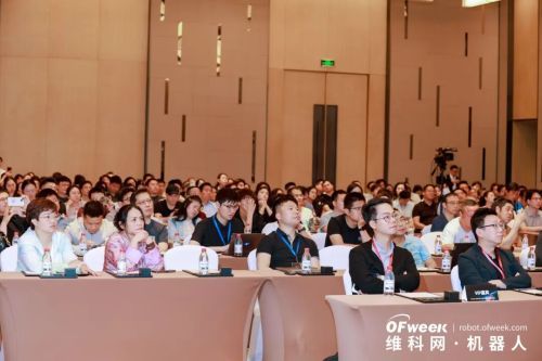 融合共生,智驱新质 | OFweek 2026(第十五届)中国机器人产业大会圆满收官! 融合共生,智驱新质 | OFweek 2026(第十五届)中国机器人产业大会圆满收官!